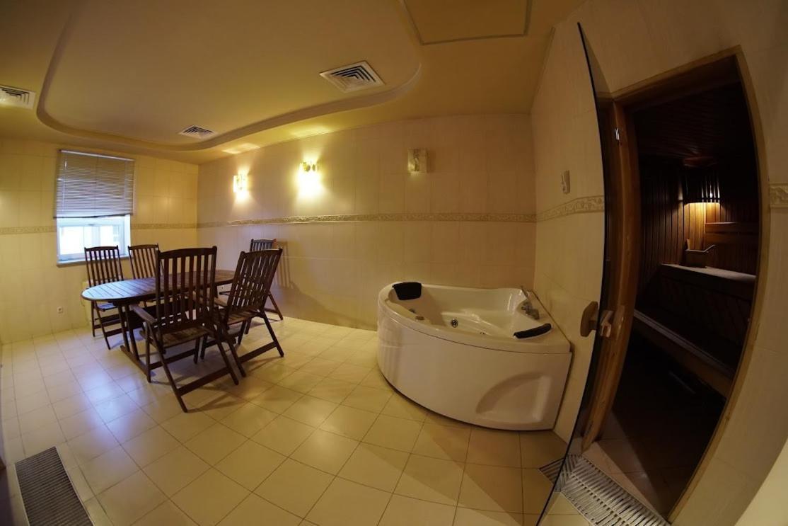 Armenian Village Park Hotel & Free Water Park, Gym Erevan Exterior foto
