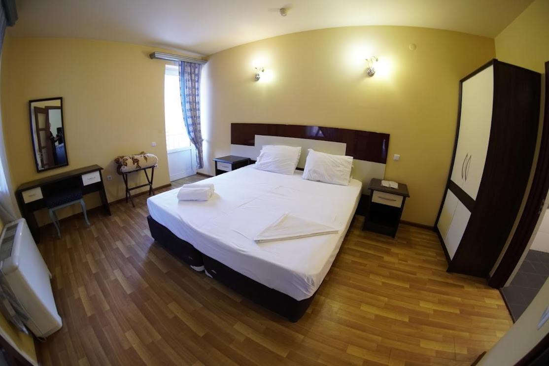 Armenian Village Park Hotel & Free Water Park, Gym Erevan Cameră foto